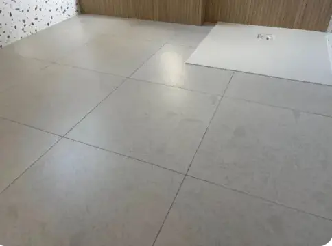 carreleur à Chavagne - image 3