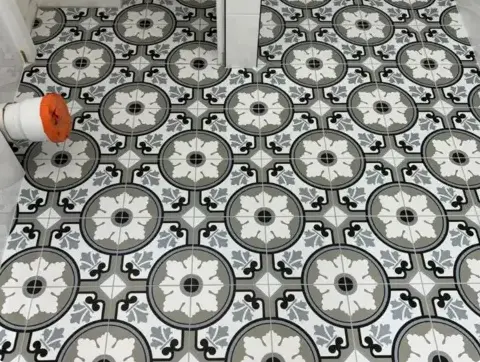 faïence salle de bain à Pacé - image 4